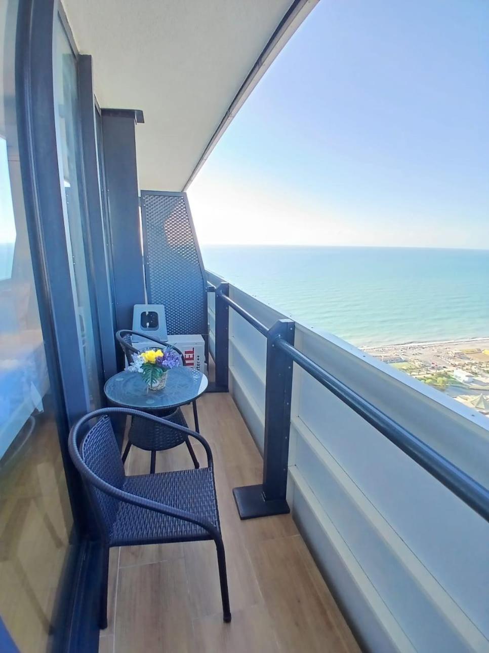 Natalia -Apartments In - Orbi City باتومي المظهر الخارجي الصورة
