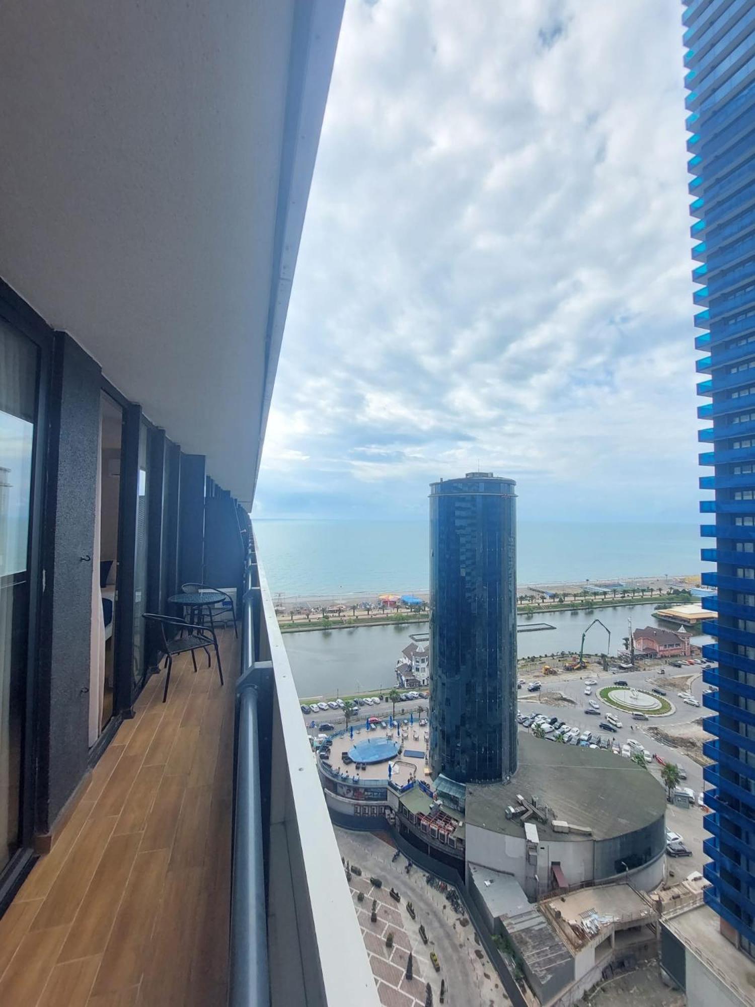 Natalia -Apartments In - Orbi City باتومي المظهر الخارجي الصورة